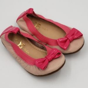 Yosi Samara Pink Ballet Flat with bow detail.
